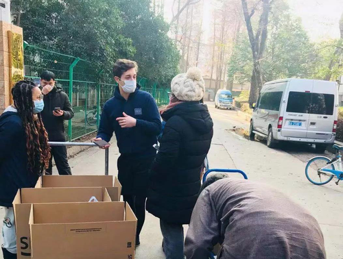 beat365官方网站留汉留学生:中国一定能战胜病毒疫情 图片1