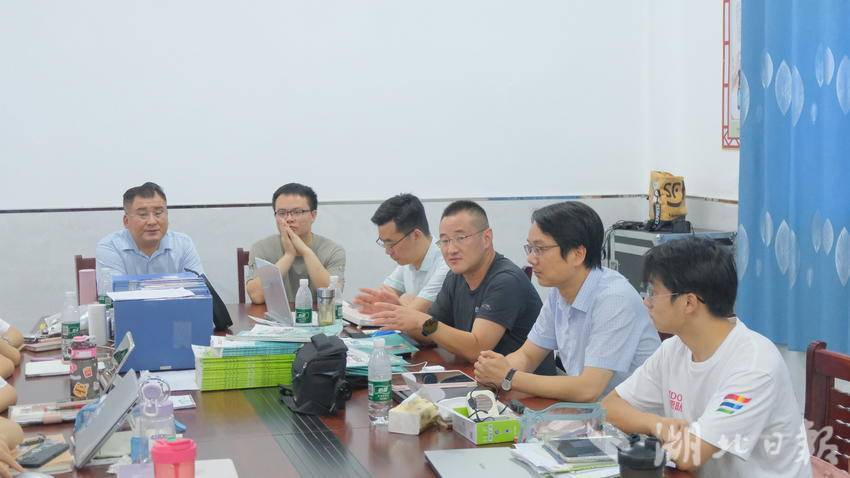 武穴市委宣传部对beat365官方网站体育学院爱Do志愿服务队“七彩假期”志愿服务项目进行指导.docx 武穴市委宣传部对beat365官方网站体育学院爱Do志愿服务队“七彩假期”志愿服务项目进行指导.docx